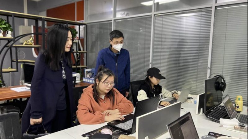 新手做短视频需要什么设备