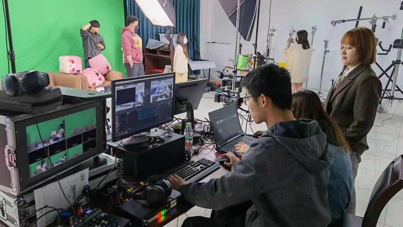 科技宣传片拍摄场景搭建，揭秘五大关键技巧